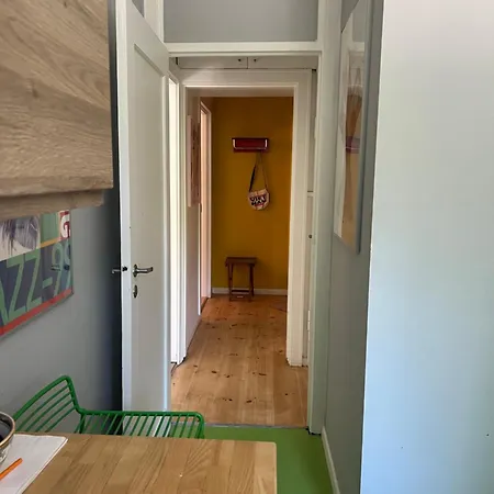 Apartament Spacious In *